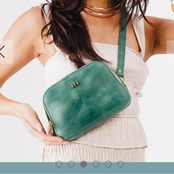 Portland Leather Surf Scarlett Sling Bag - Picture 5 of 10